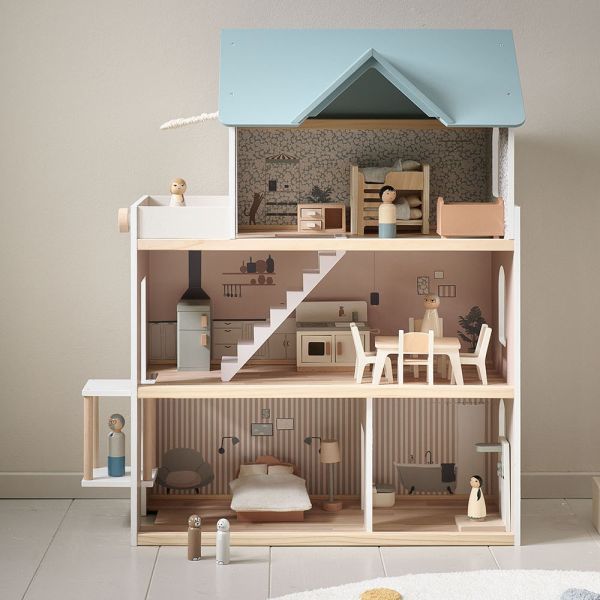 Contemporary Dolls house With Handcrafted Furniture Accessories