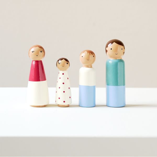 Dollhouse dolls made of wood in multicolour from Petite Amélie