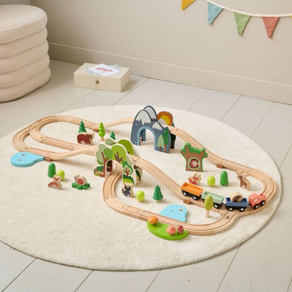 Wooden train set with 62 pieces in multicolour 105x50x16 dimensions from Petite Amélie 